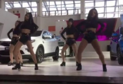 加特林舞蹈视频,动感十足的现代舞韵律展现